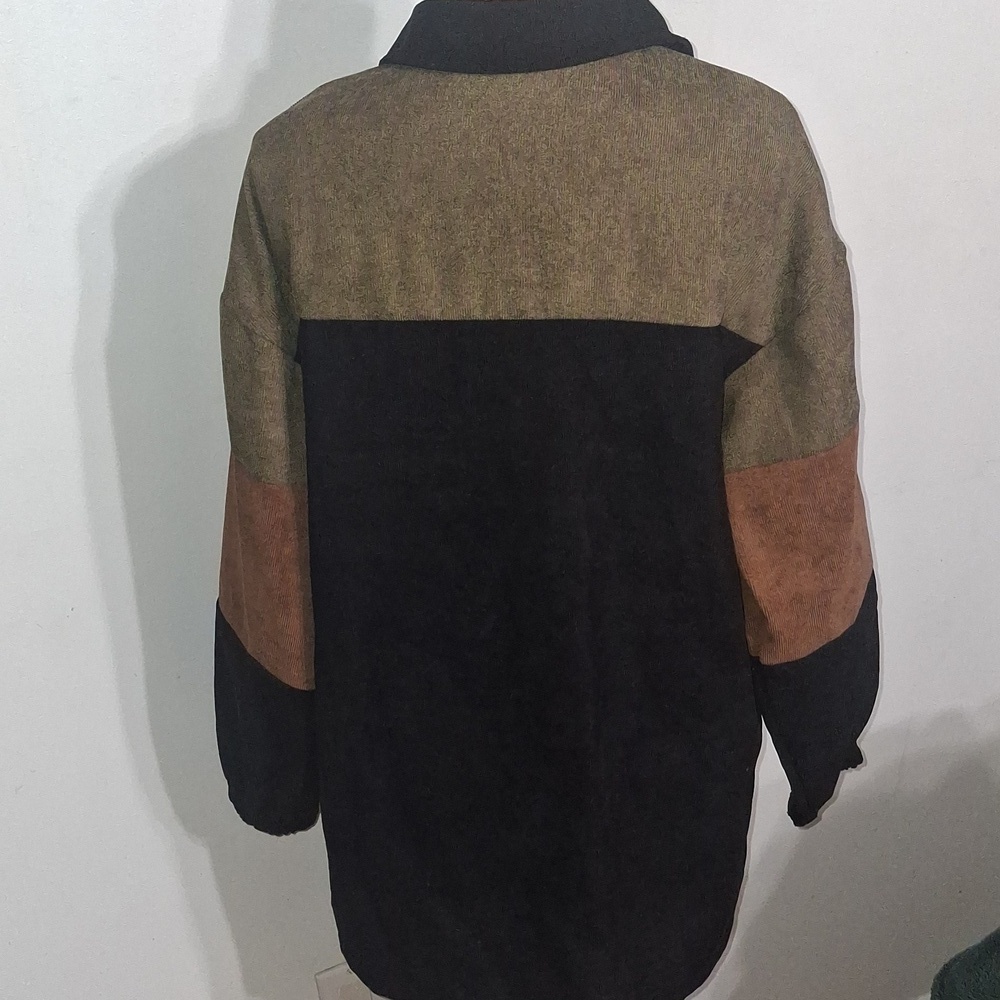 Colorblock Button-Up Shirt- W Sz 6 - Picture 5 of 6
